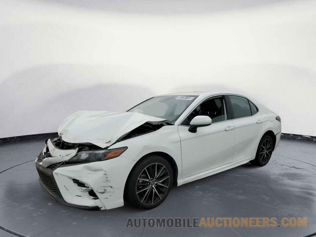 4T1G11AK9MU540782 TOYOTA CAMRY 2021