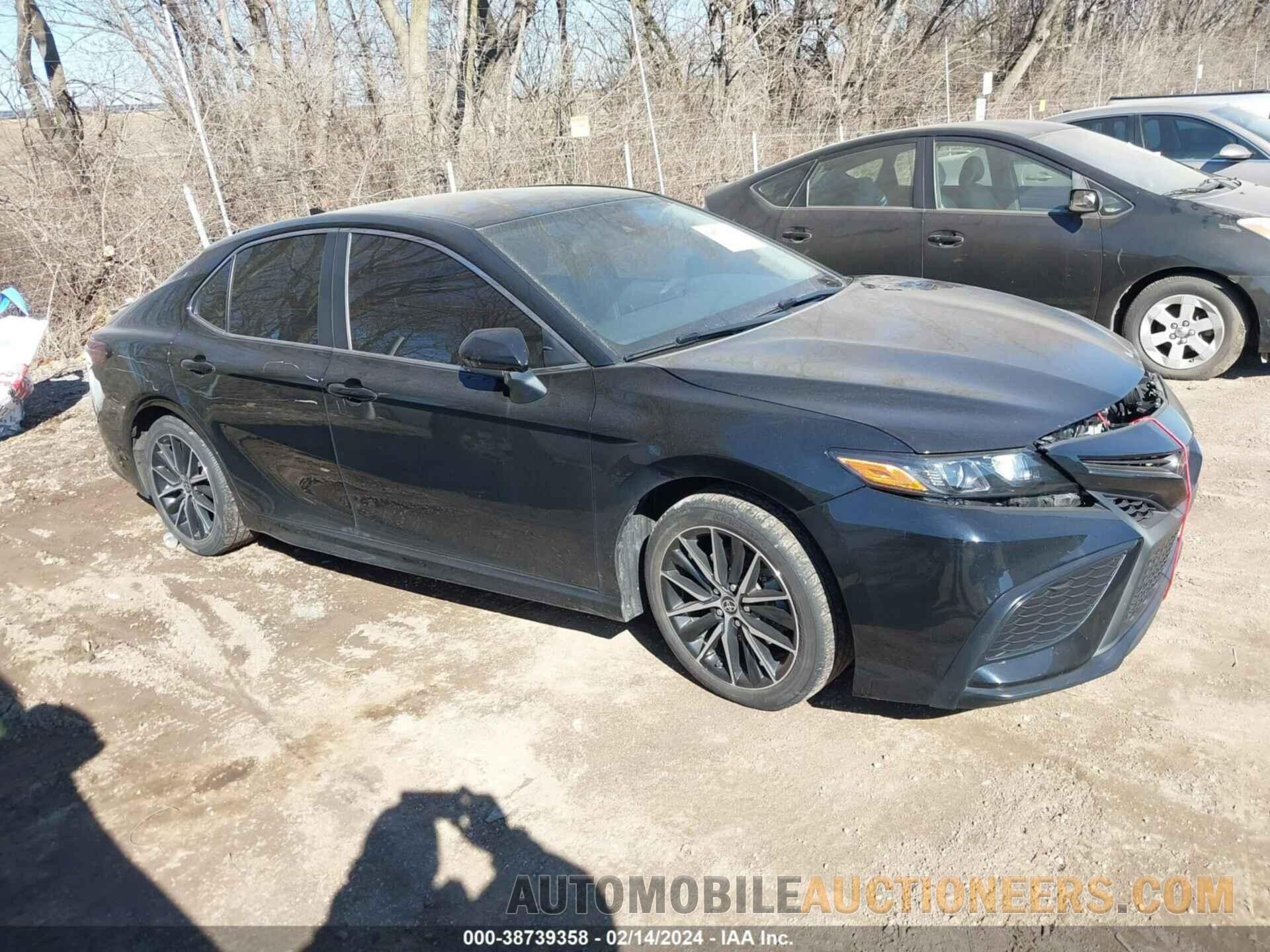 4T1G11AK9MU541916 TOYOTA CAMRY 2021