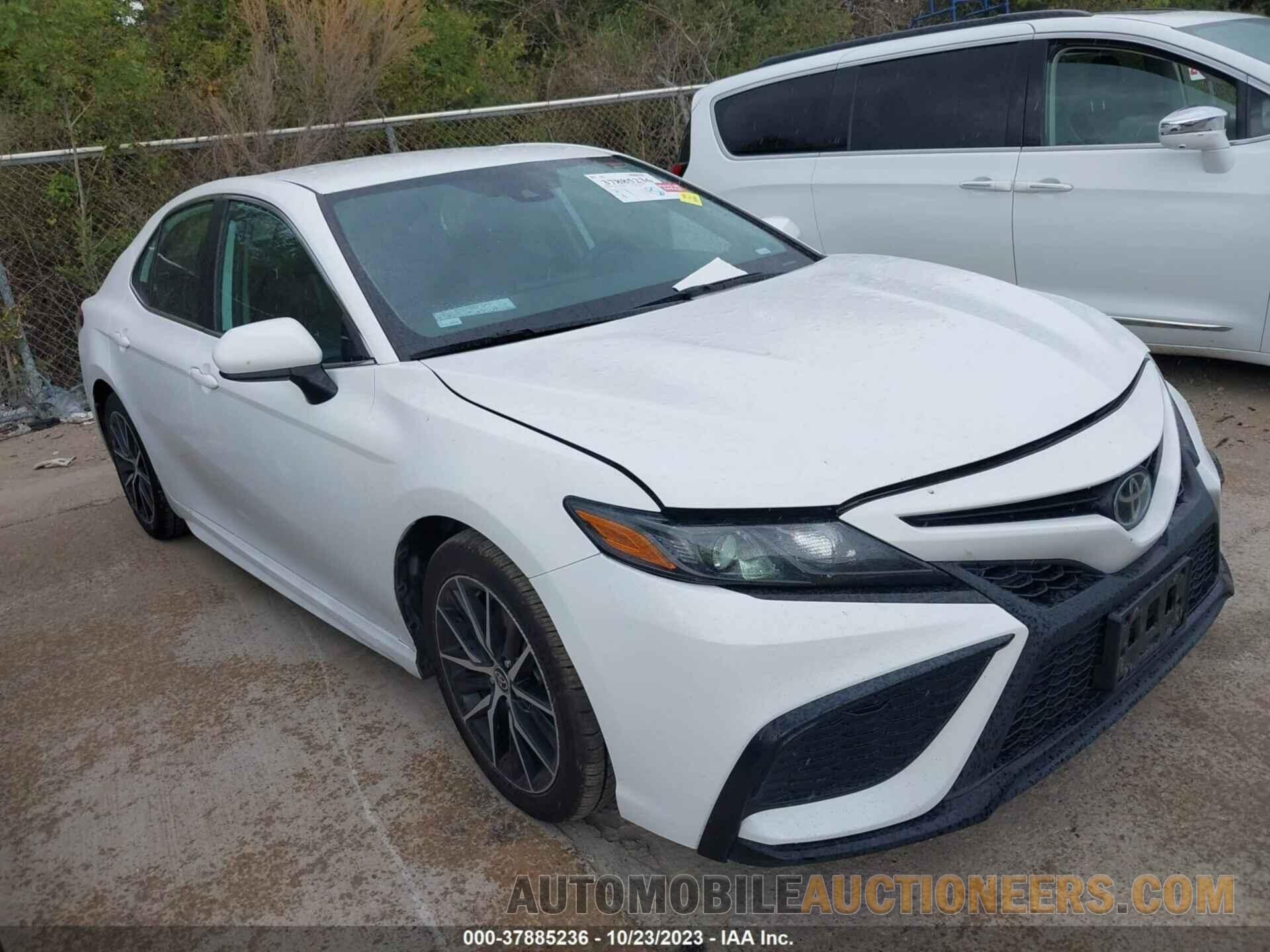 4T1G11AK9MU550423 TOYOTA CAMRY 2021