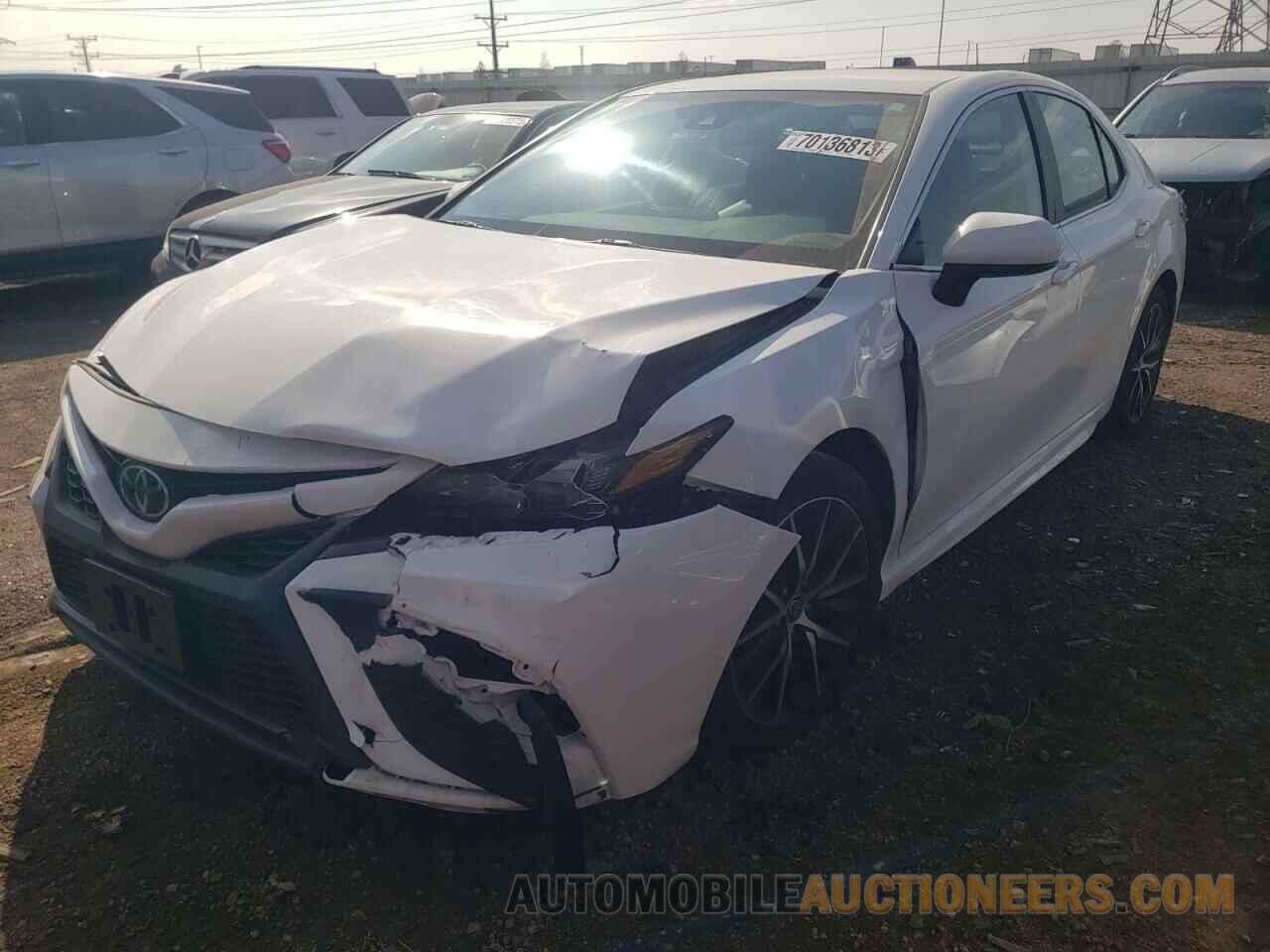 4T1G11AK9MU551250 TOYOTA CAMRY 2021