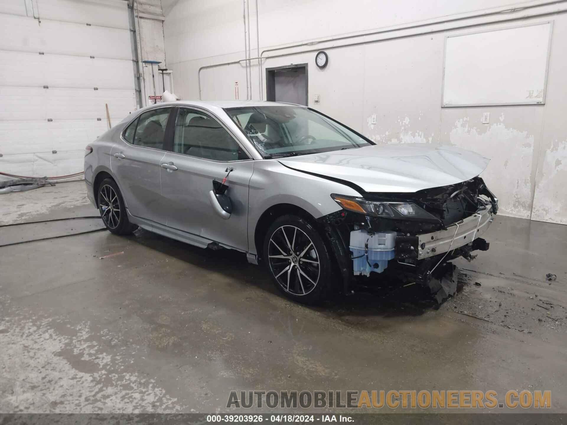 4T1G11AK9MU553550 TOYOTA CAMRY 2021