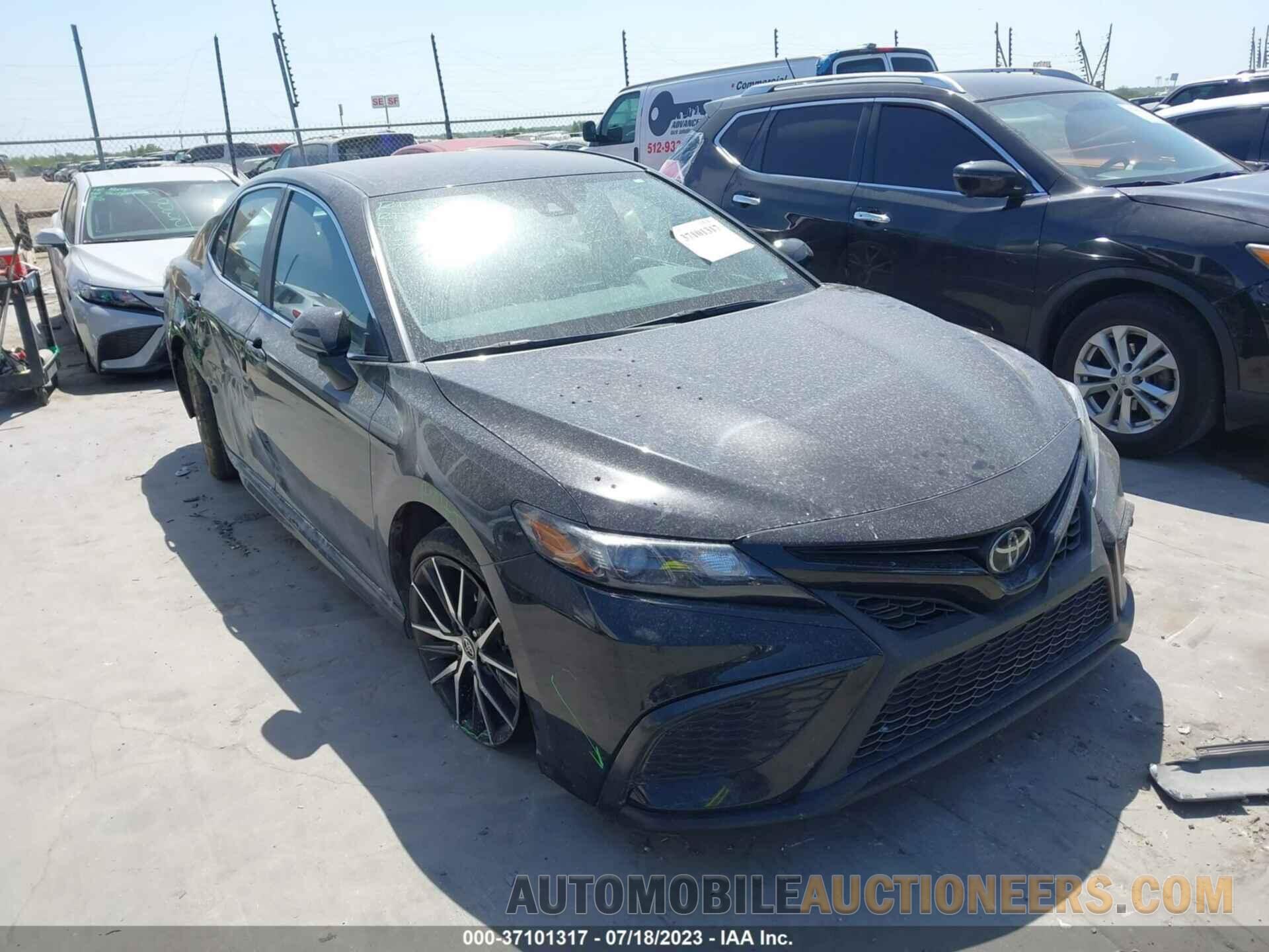 4T1G11AK9MU560370 TOYOTA CAMRY 2021