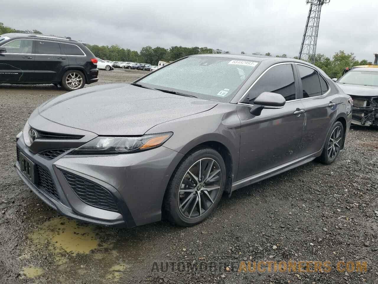 4T1G11AK9MU567111 TOYOTA CAMRY 2021