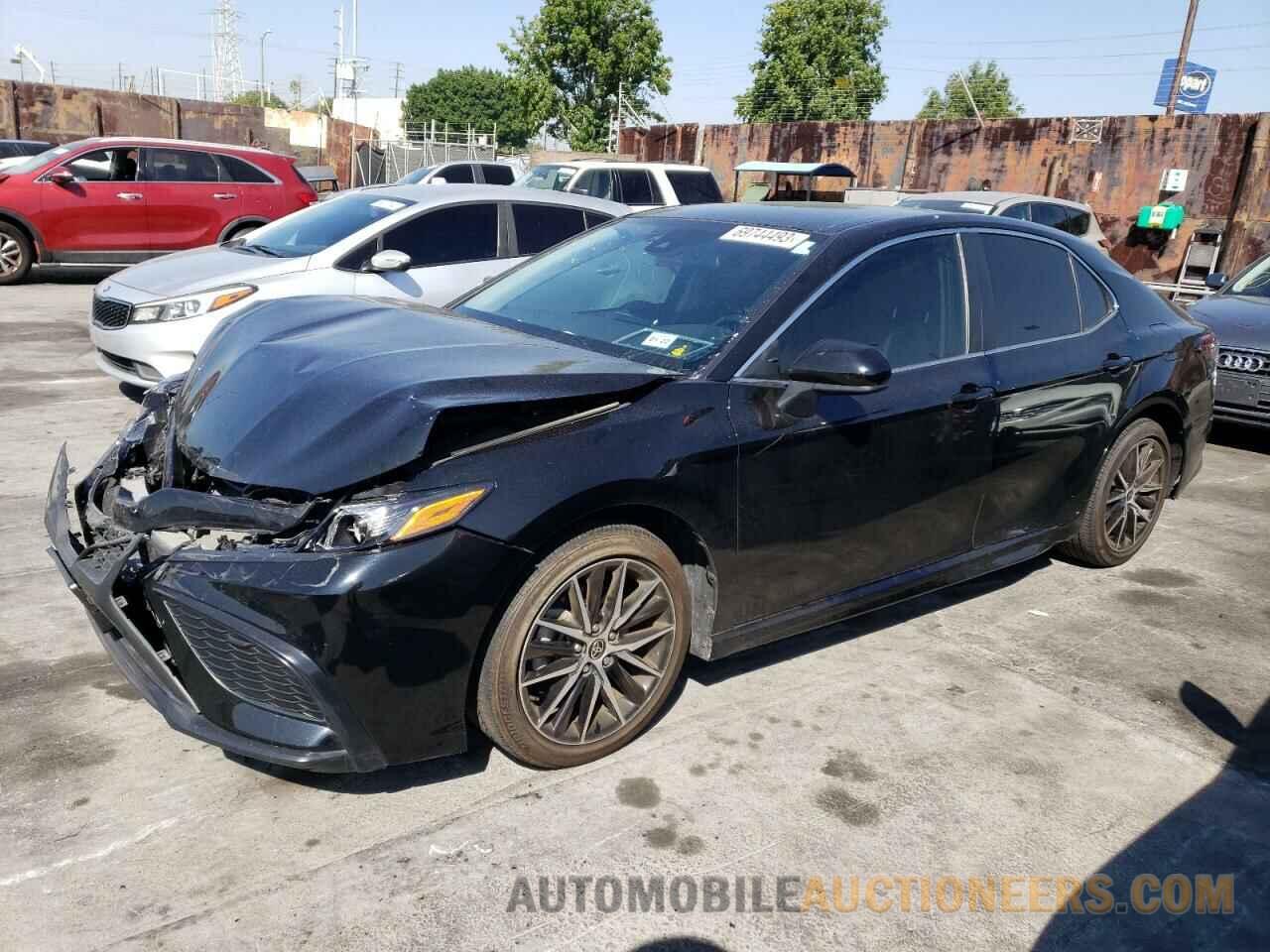 4T1G11AK9MU568419 TOYOTA CAMRY 2021