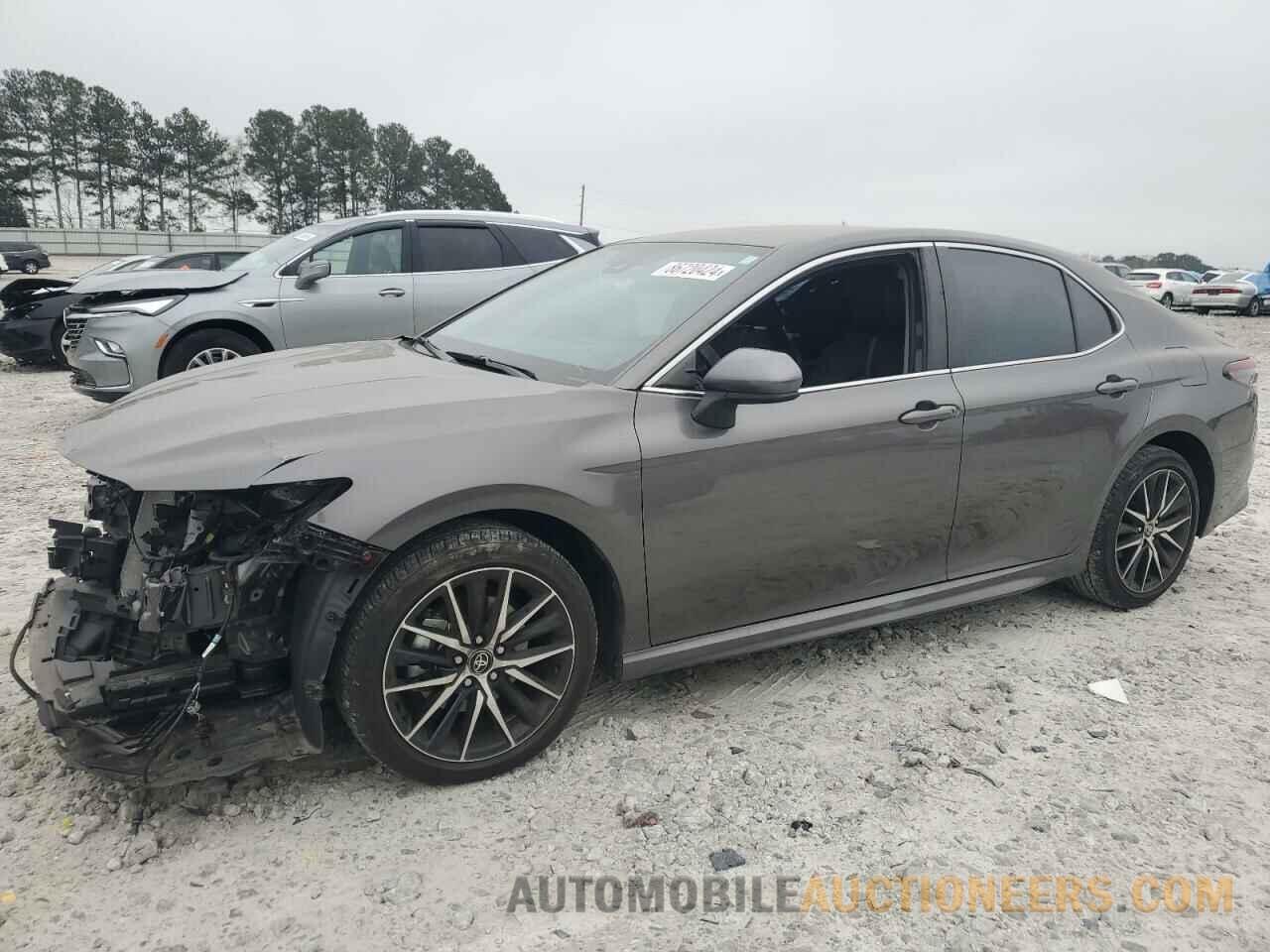 4T1G11AK9MU576956 TOYOTA CAMRY 2021