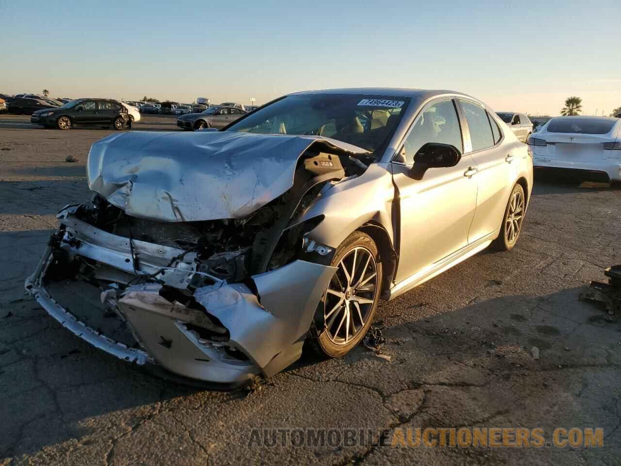 4T1G11AK9MU584524 TOYOTA CAMRY 2021