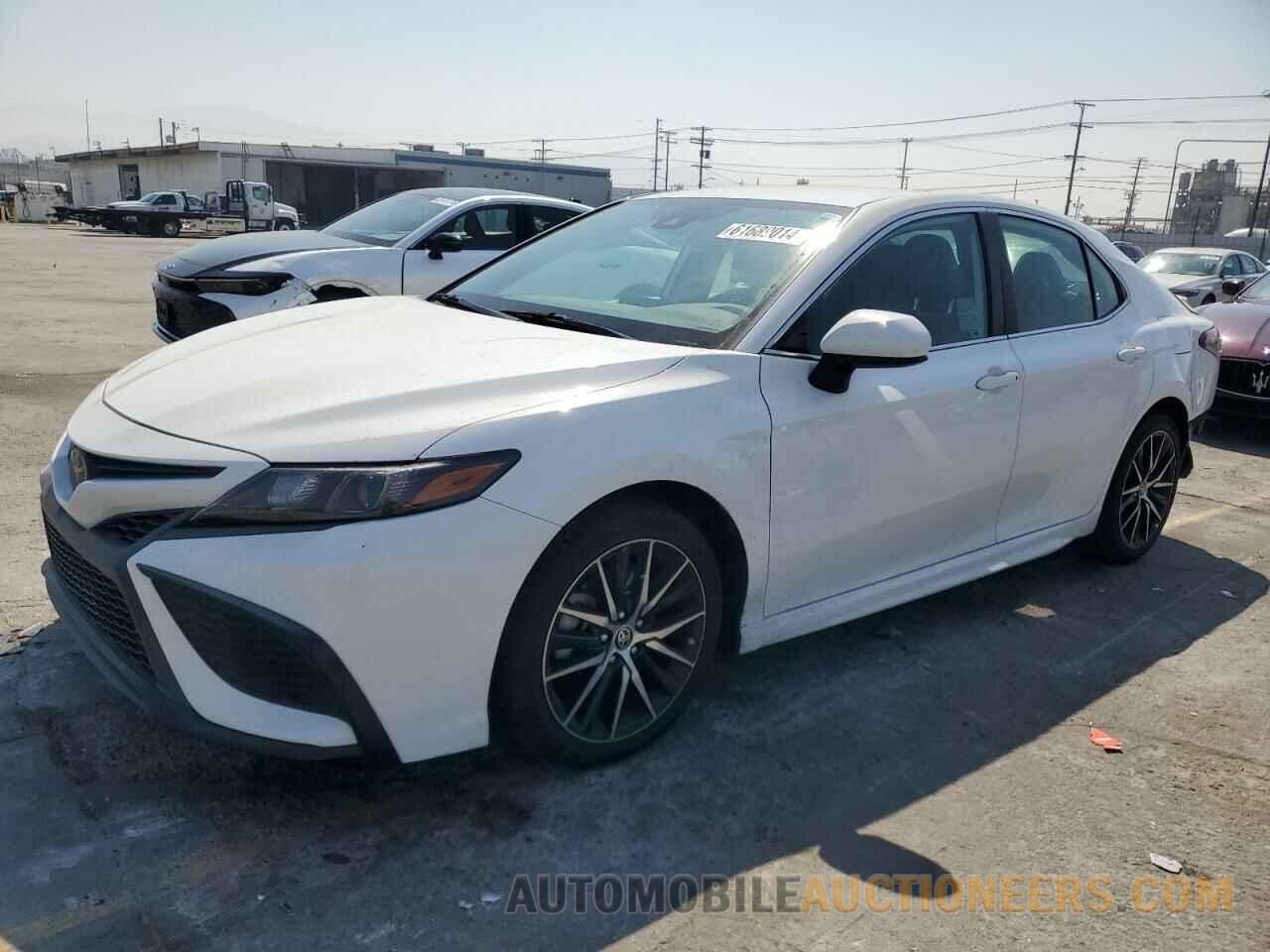 4T1G11AK9MU586855 TOYOTA CAMRY 2021