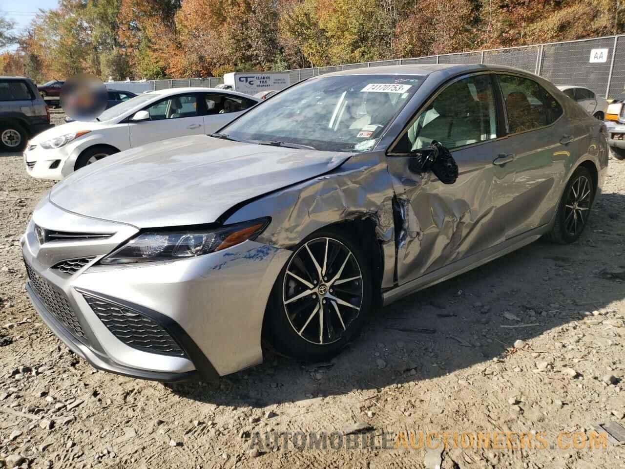 4T1G11AK9MU587424 TOYOTA CAMRY 2021