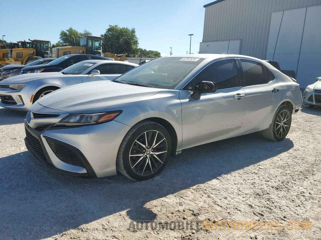 4T1G11AK9MU594132 TOYOTA CAMRY 2021