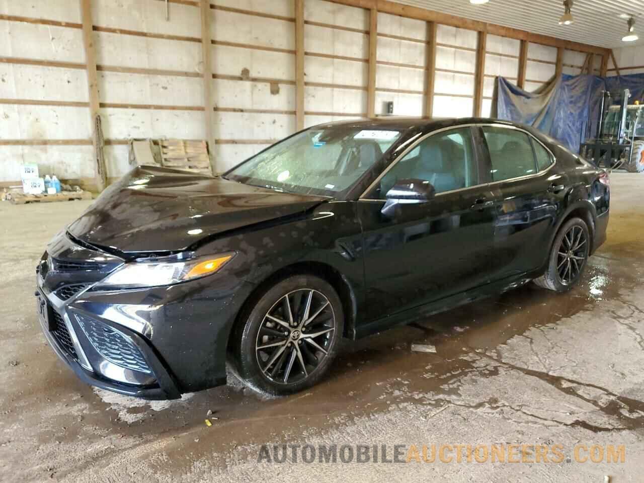 4T1G11AK9MU601922 TOYOTA CAMRY 2021