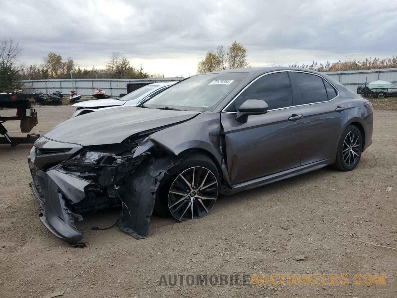 4T1G11AK9MU606117 TOYOTA CAMRY 2021