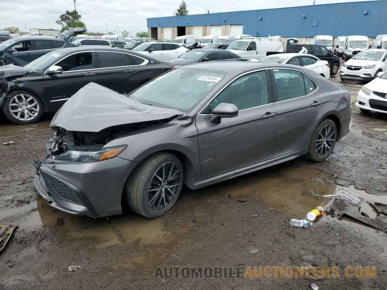 4T1G11AK9MU607946 TOYOTA CAMRY 2021