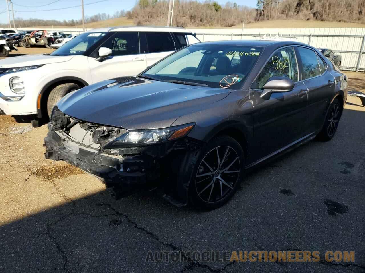 4T1G11AK9MU609339 TOYOTA CAMRY 2021