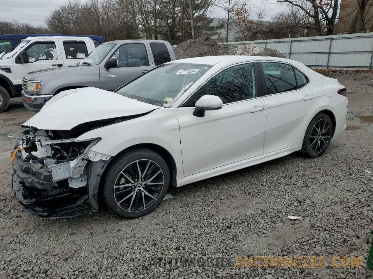 4T1G11AK9MU612600 TOYOTA CAMRY 2021