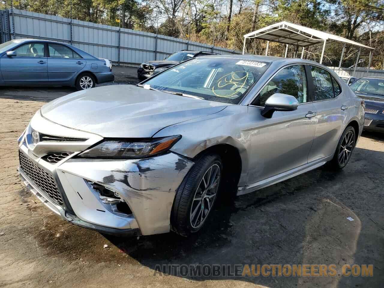 4T1G11AK9MU614833 TOYOTA CAMRY 2021