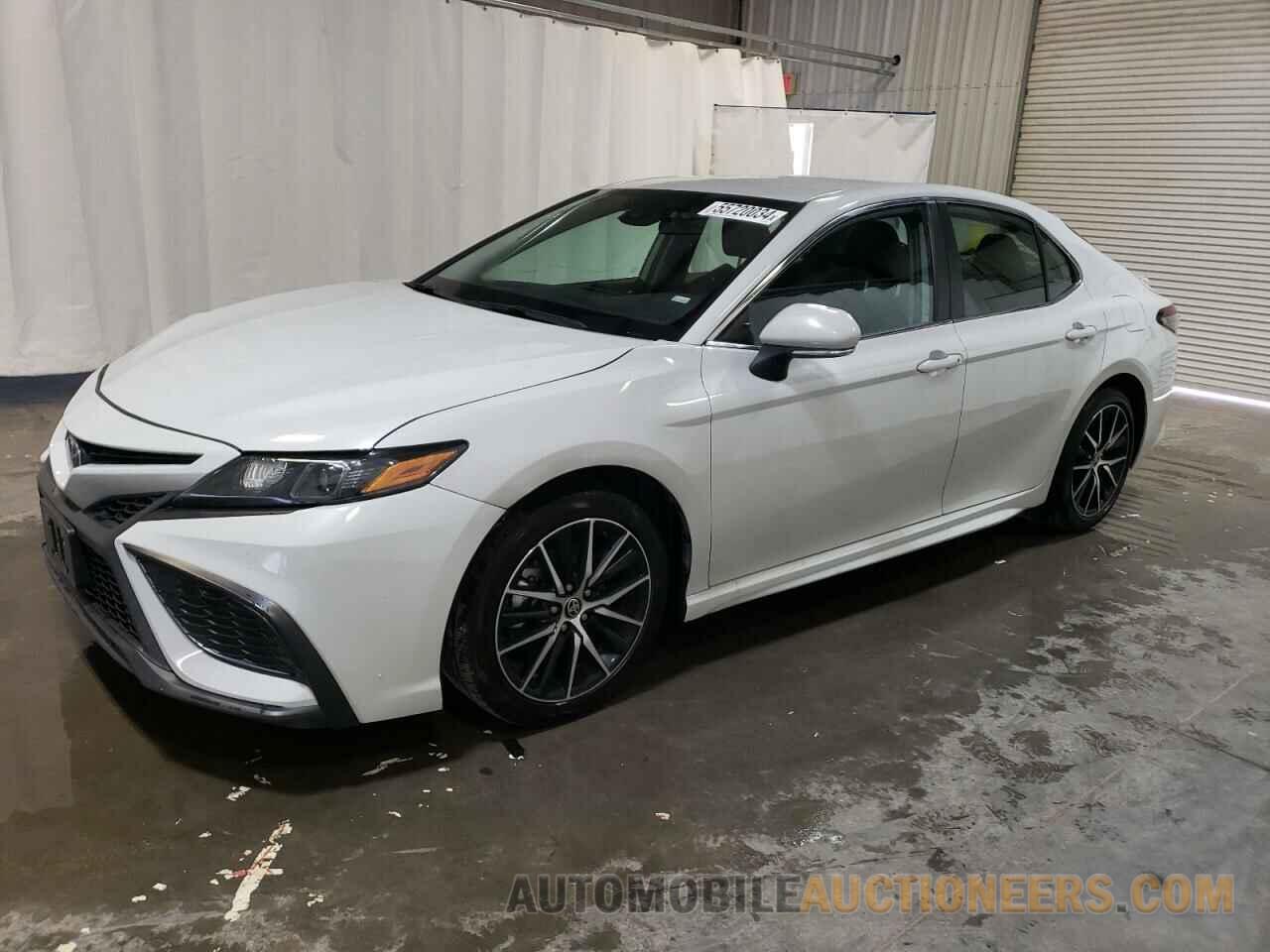 4T1G11AK9NU070139 TOYOTA CAMRY 2022