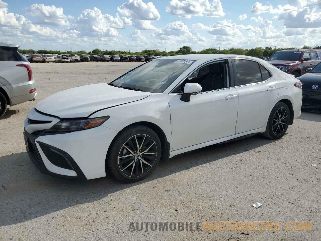 4T1G11AK9NU075664 TOYOTA CAMRY 2022