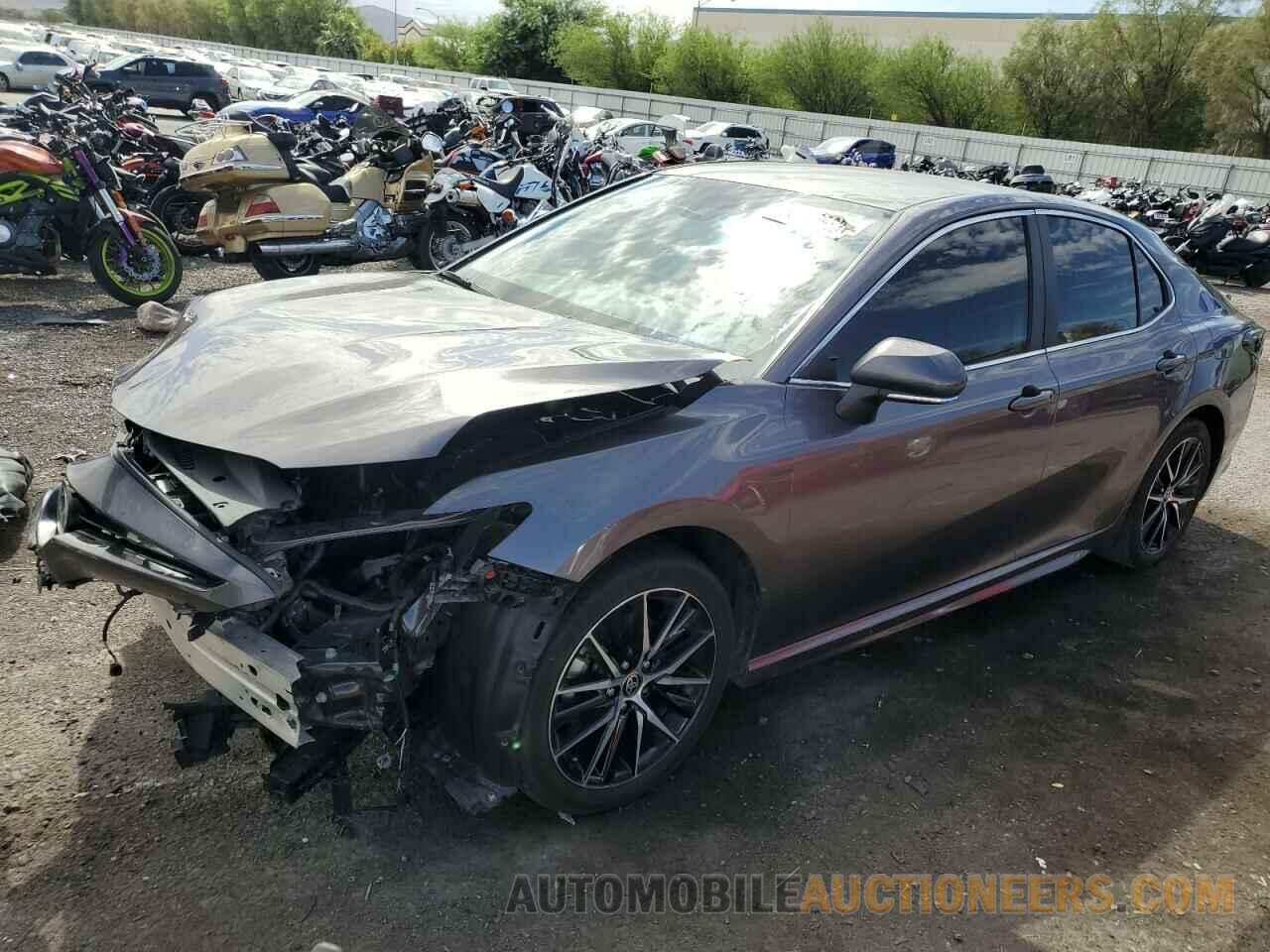 4T1G11AK9NU621251 TOYOTA CAMRY 2022