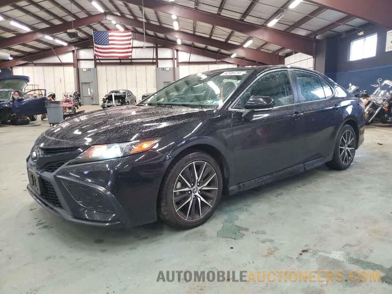 4T1G11AK9NU621959 TOYOTA CAMRY 2022