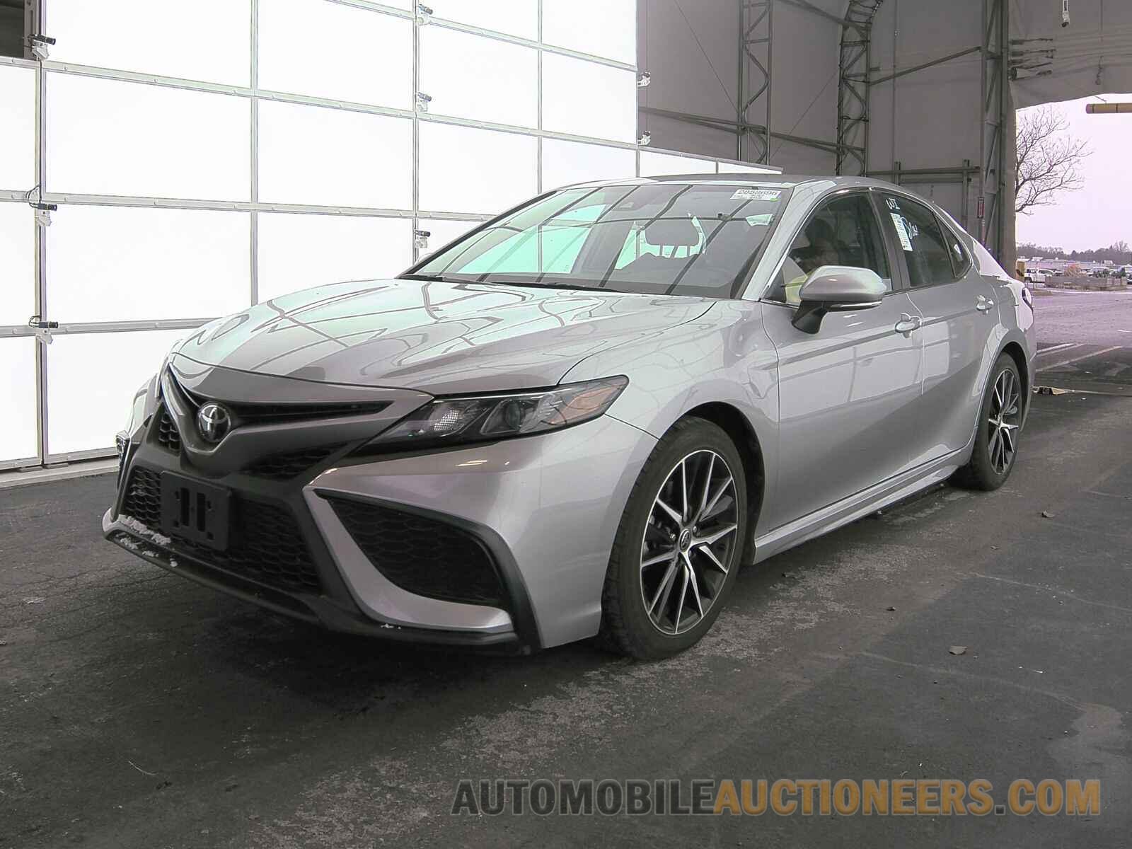 4T1G11AK9NU623761 Toyota Camry 2022