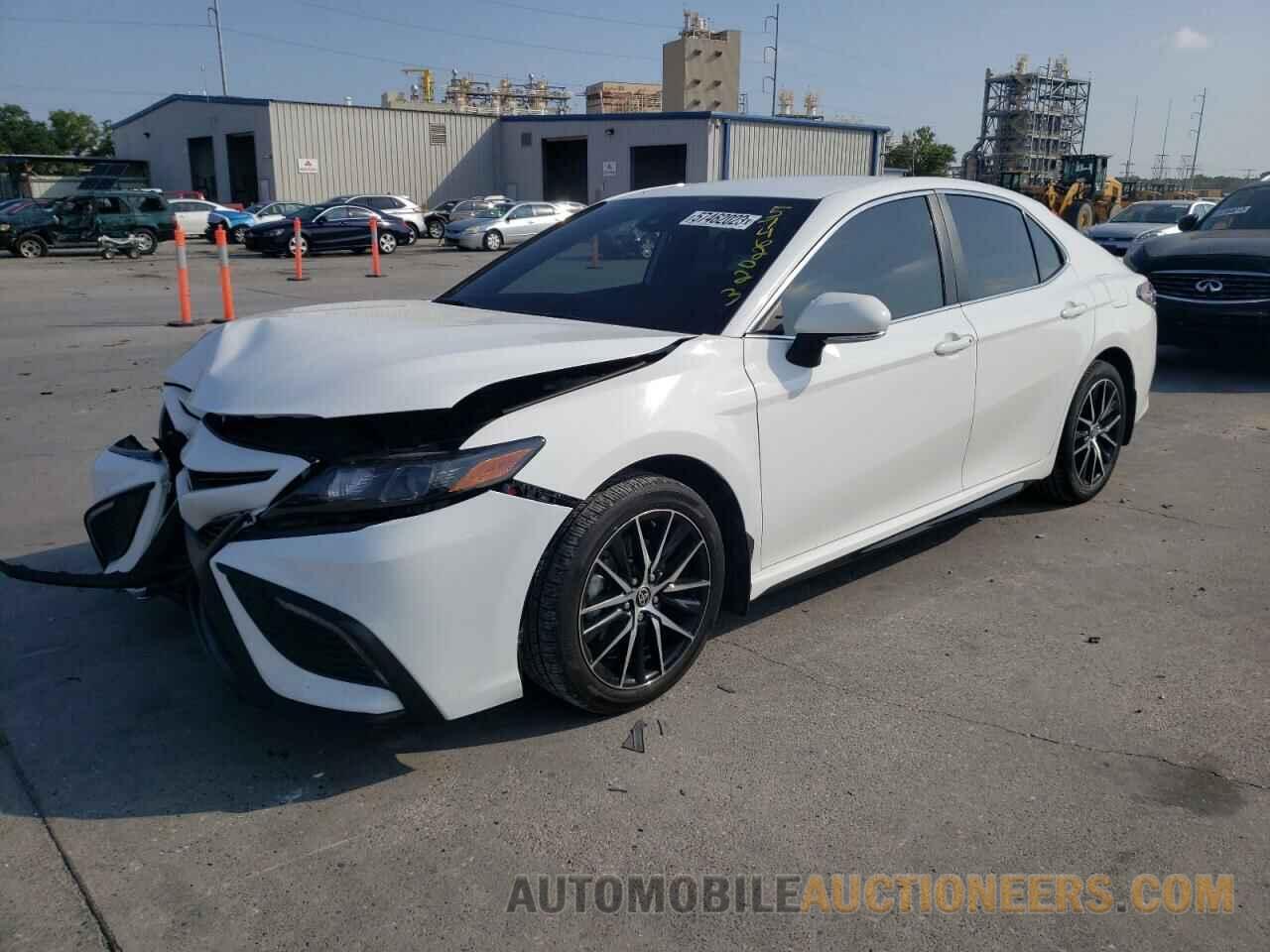 4T1G11AK9NU624294 TOYOTA CAMRY 2022