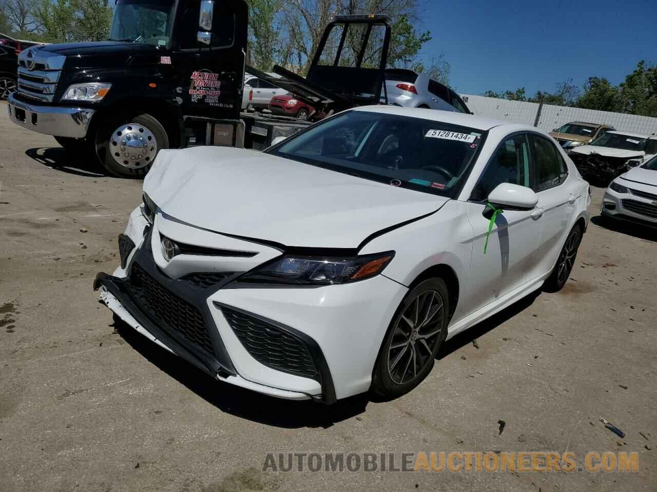 4T1G11AK9NU629818 TOYOTA CAMRY 2022