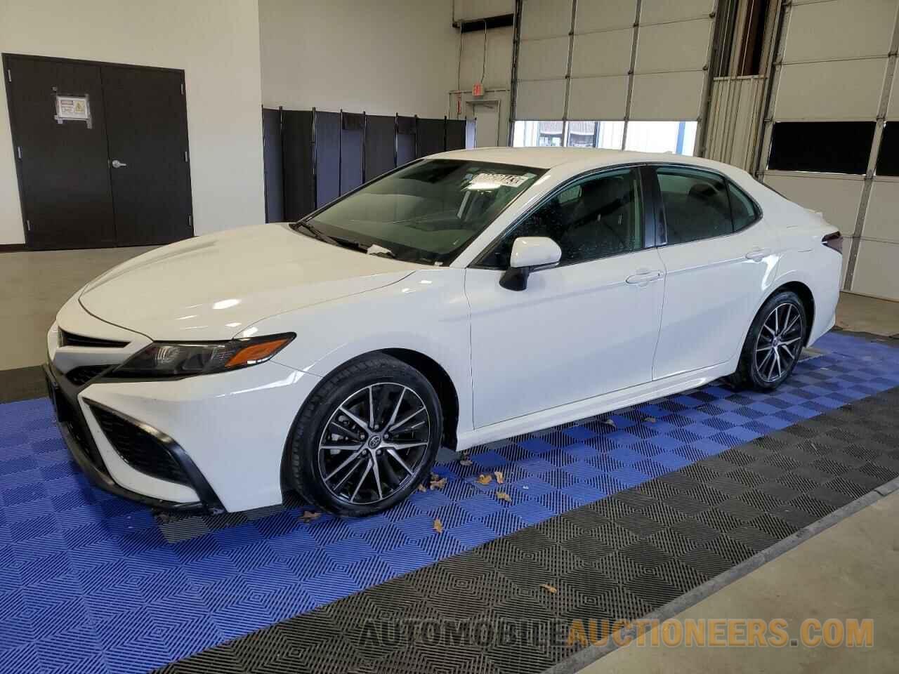 4T1G11AK9NU630161 TOYOTA CAMRY 2022