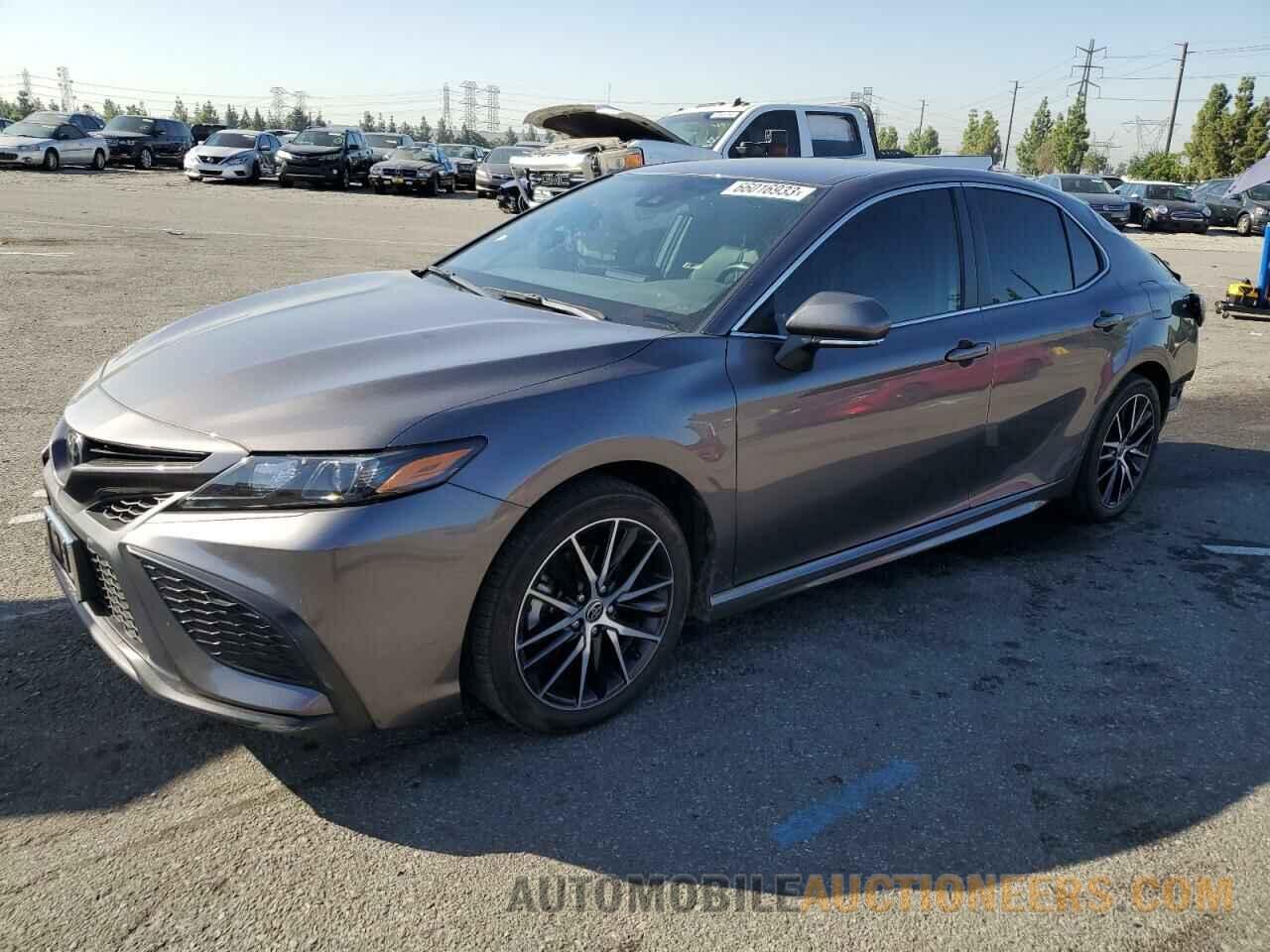 4T1G11AK9NU630483 TOYOTA CAMRY 2022