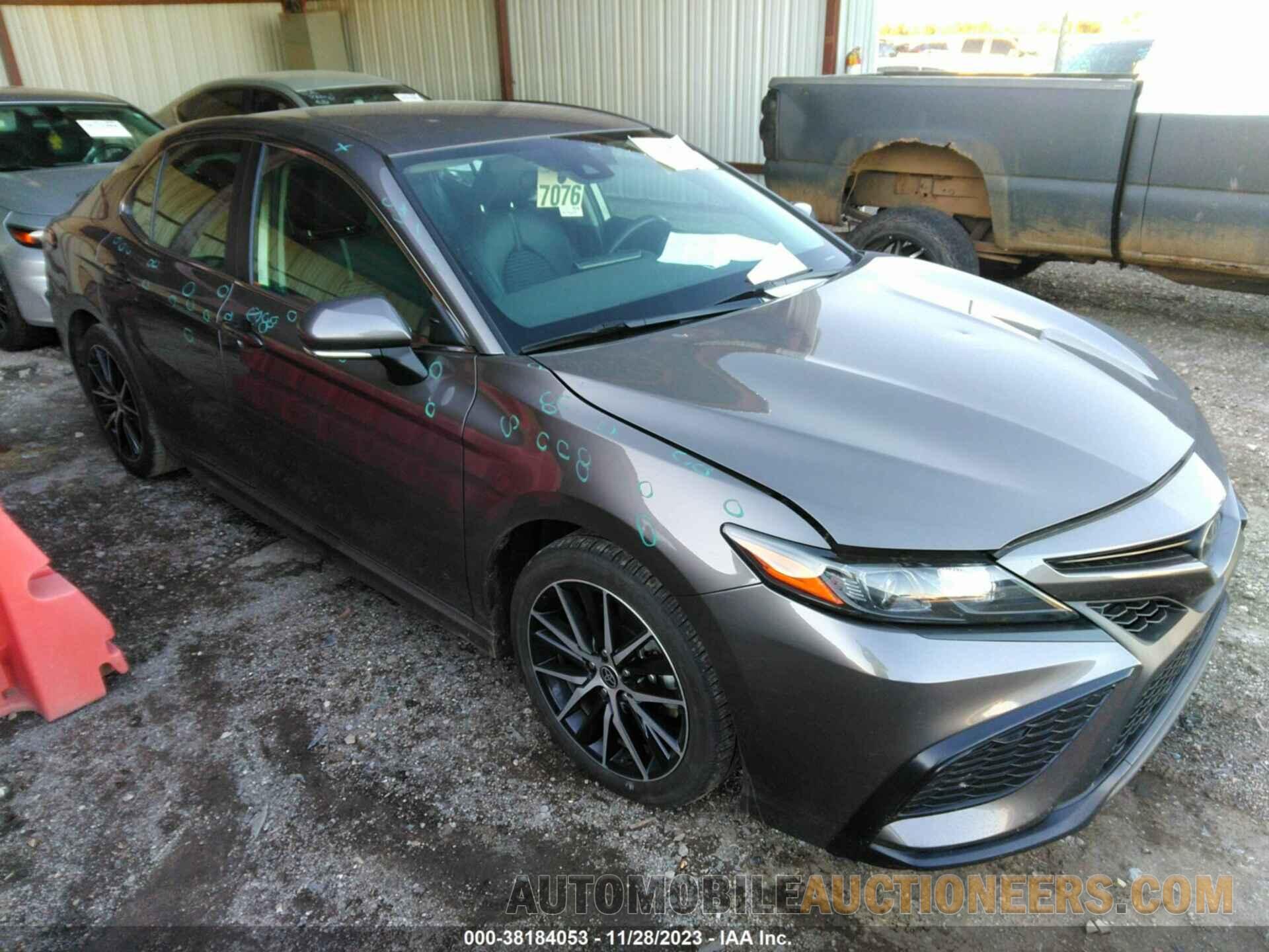 4T1G11AK9NU630967 TOYOTA CAMRY 2022