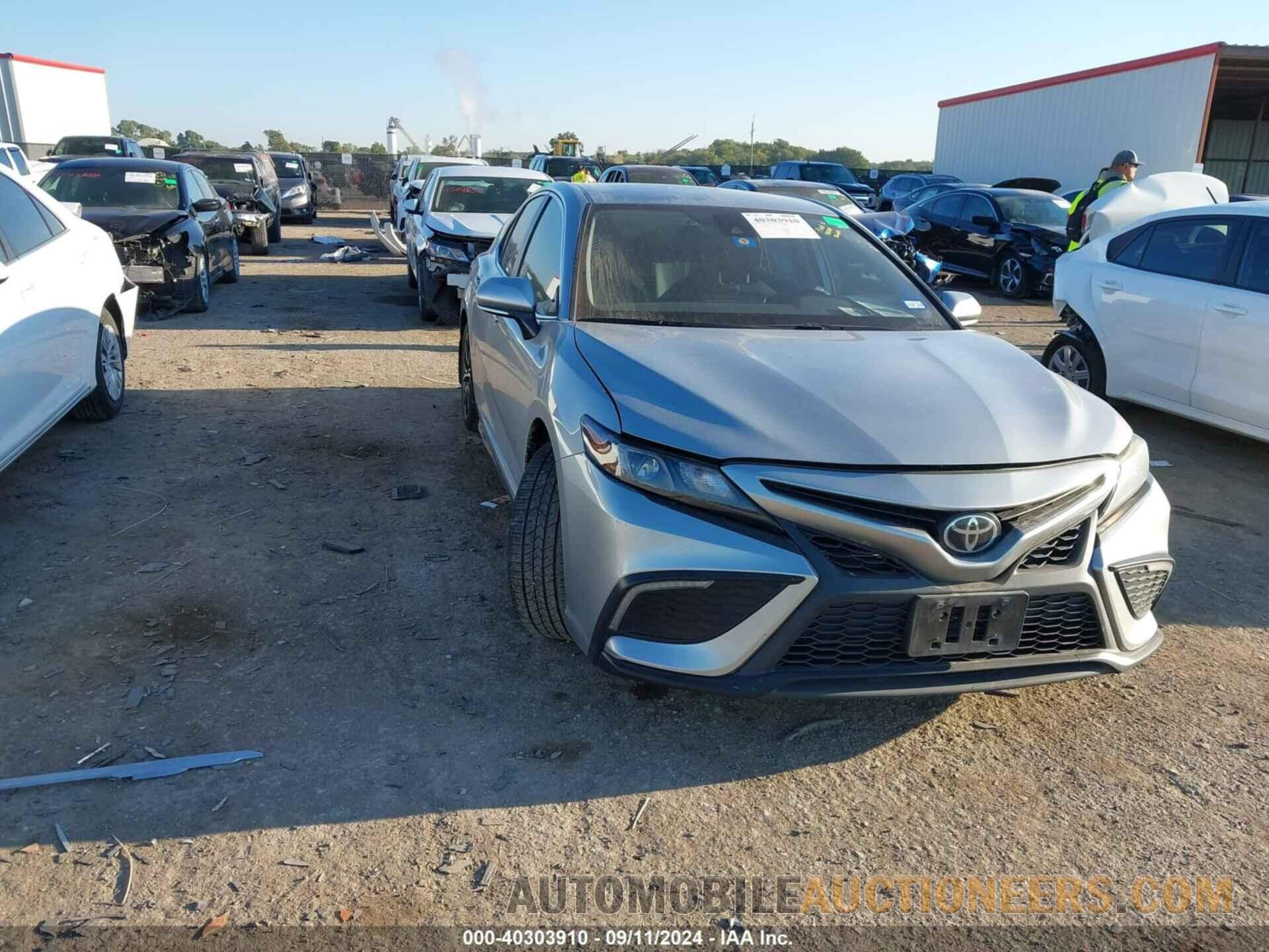 4T1G11AK9NU637949 TOYOTA CAMRY 2022