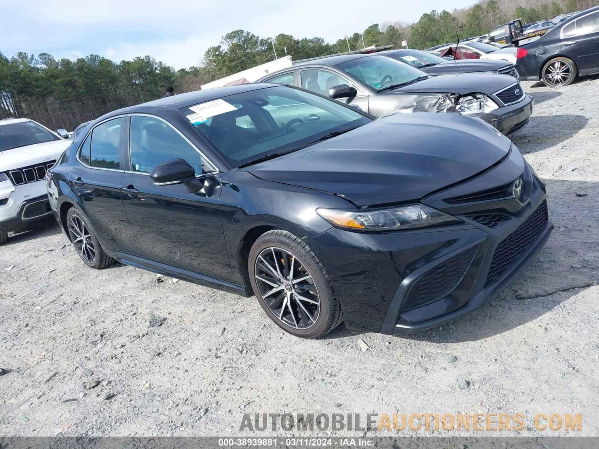 4T1G11AK9NU638714 TOYOTA CAMRY 2022