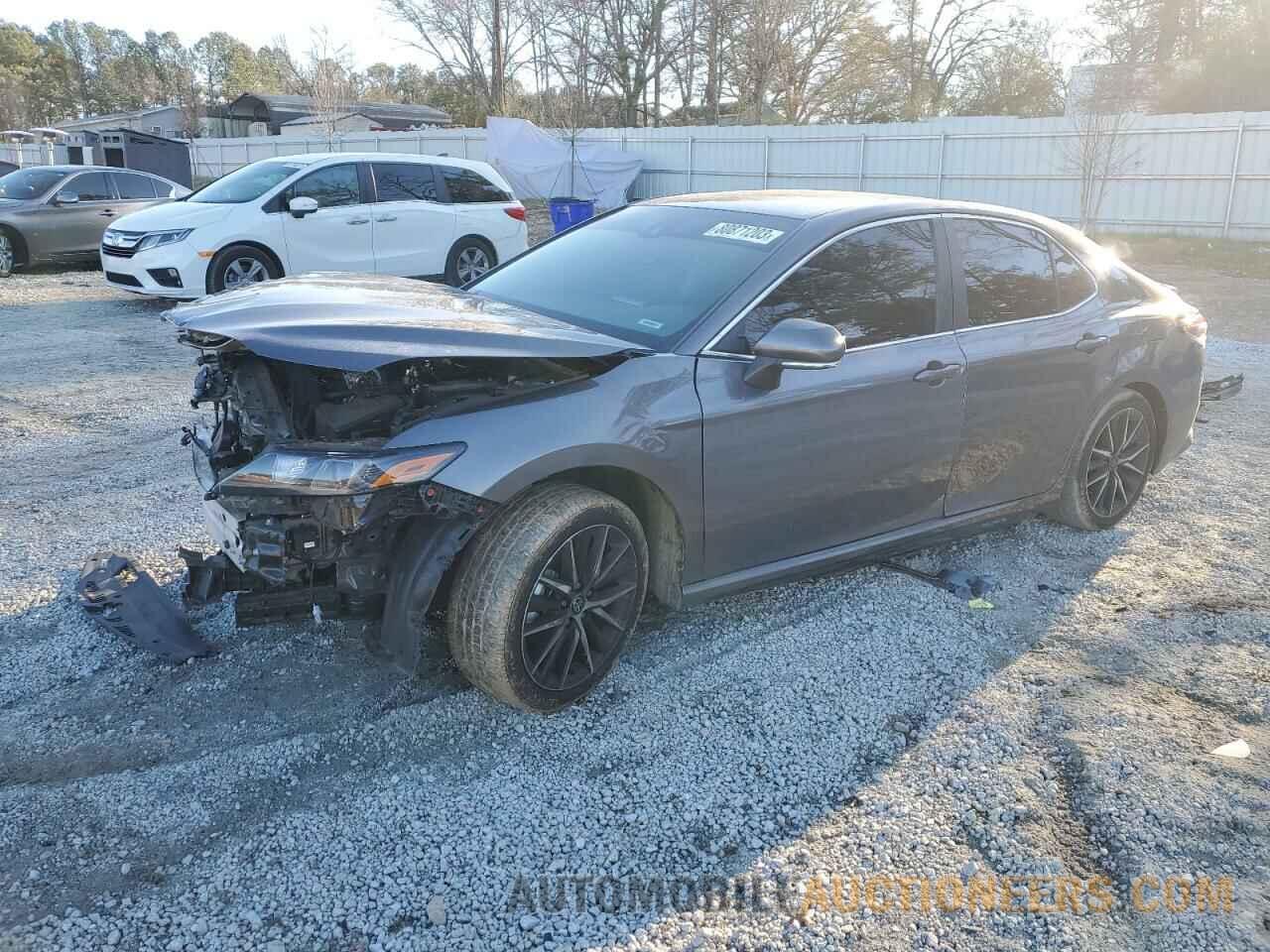 4T1G11AK9NU652211 TOYOTA CAMRY 2022