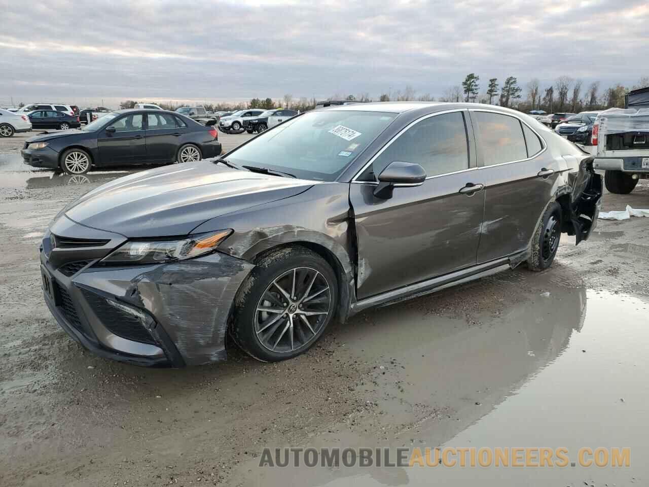 4T1G11AK9NU655531 TOYOTA CAMRY 2022