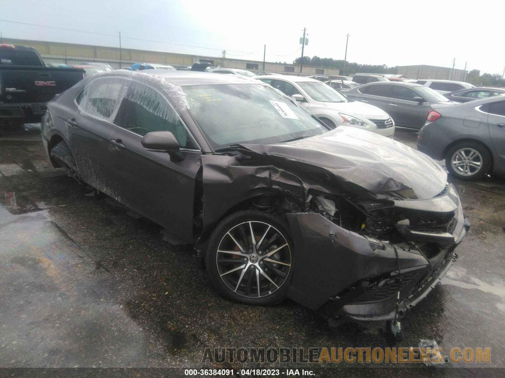 4T1G11AK9NU668666 TOYOTA CAMRY 2022