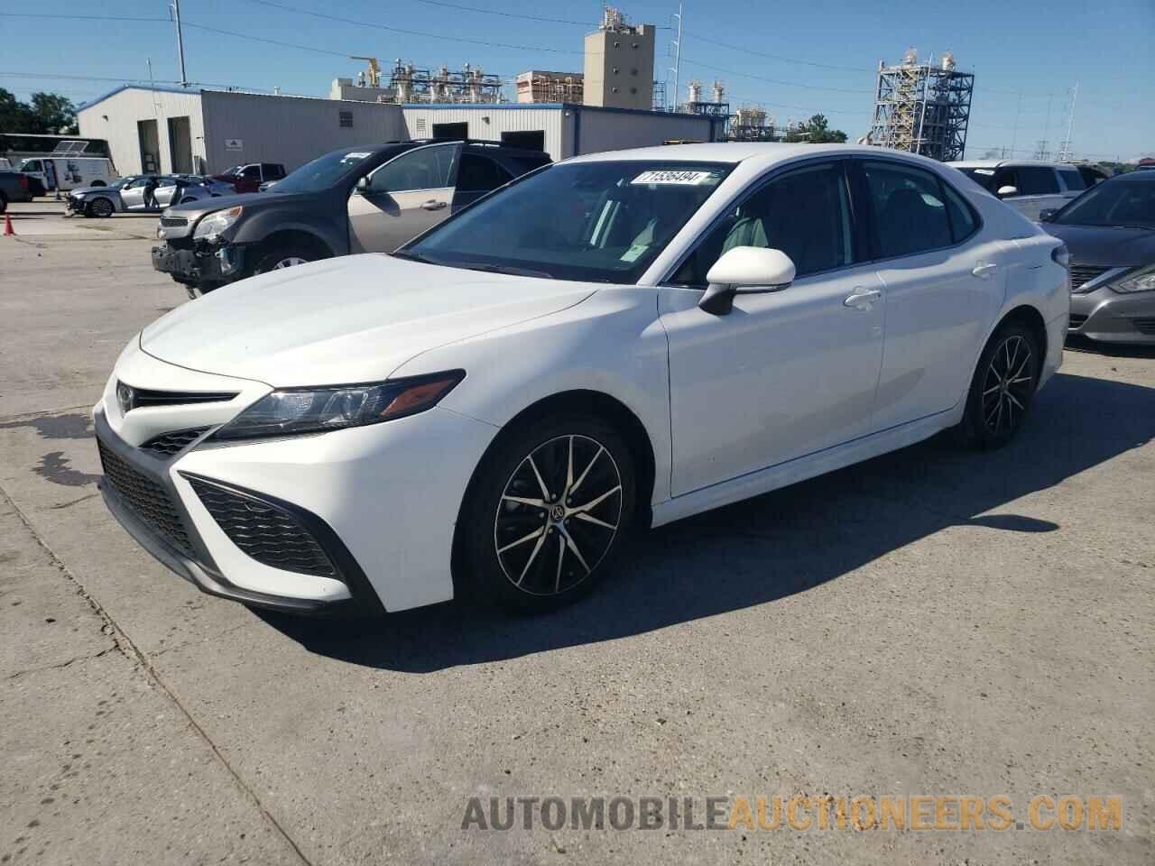 4T1G11AK9NU669266 TOYOTA CAMRY 2022