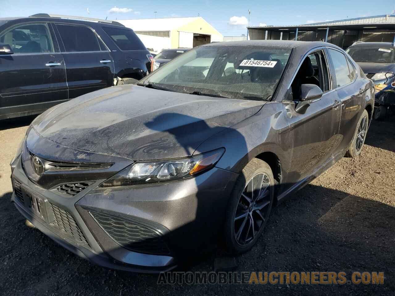 4T1G11AK9NU681160 TOYOTA CAMRY 2022