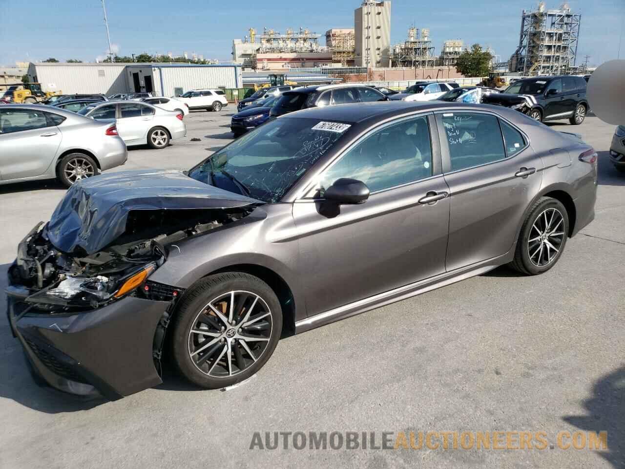 4T1G11AK9NU691624 TOYOTA CAMRY 2022