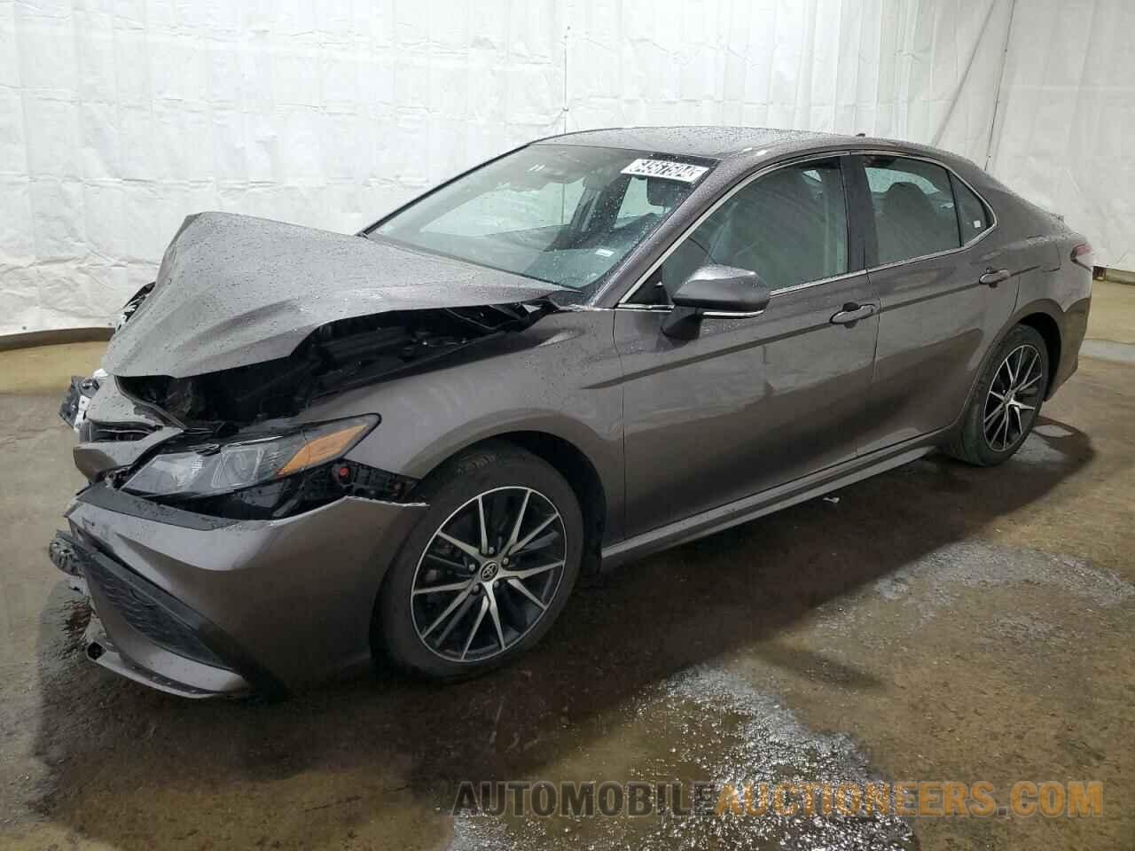 4T1G11AK9NU694183 TOYOTA CAMRY 2022