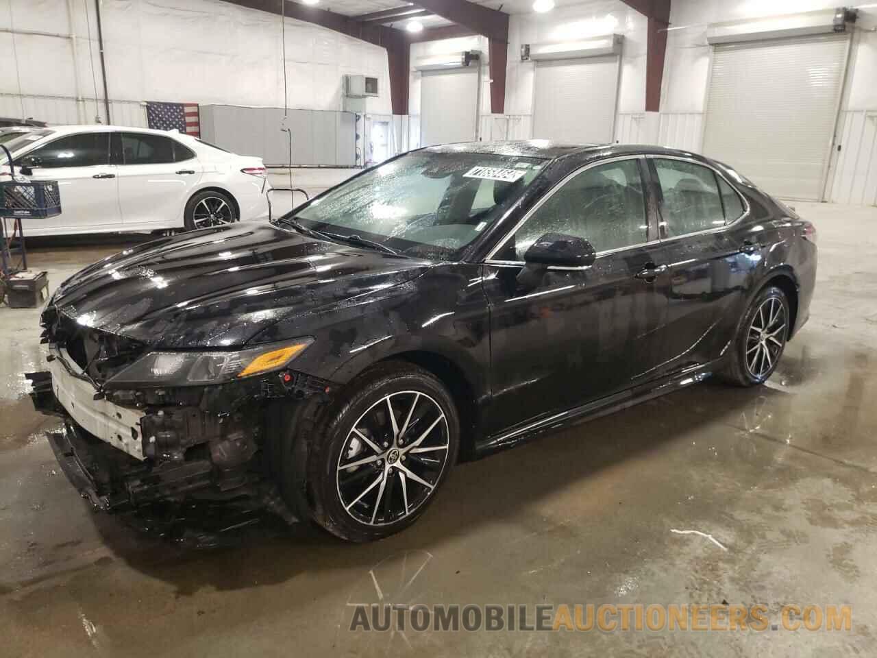 4T1G11AK9NU710737 TOYOTA CAMRY 2022