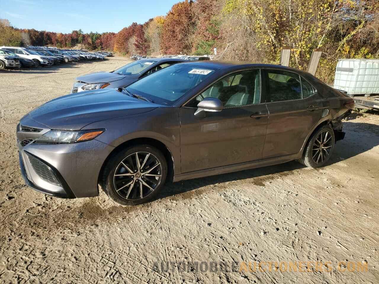 4T1G11AK9NU711421 TOYOTA CAMRY 2022