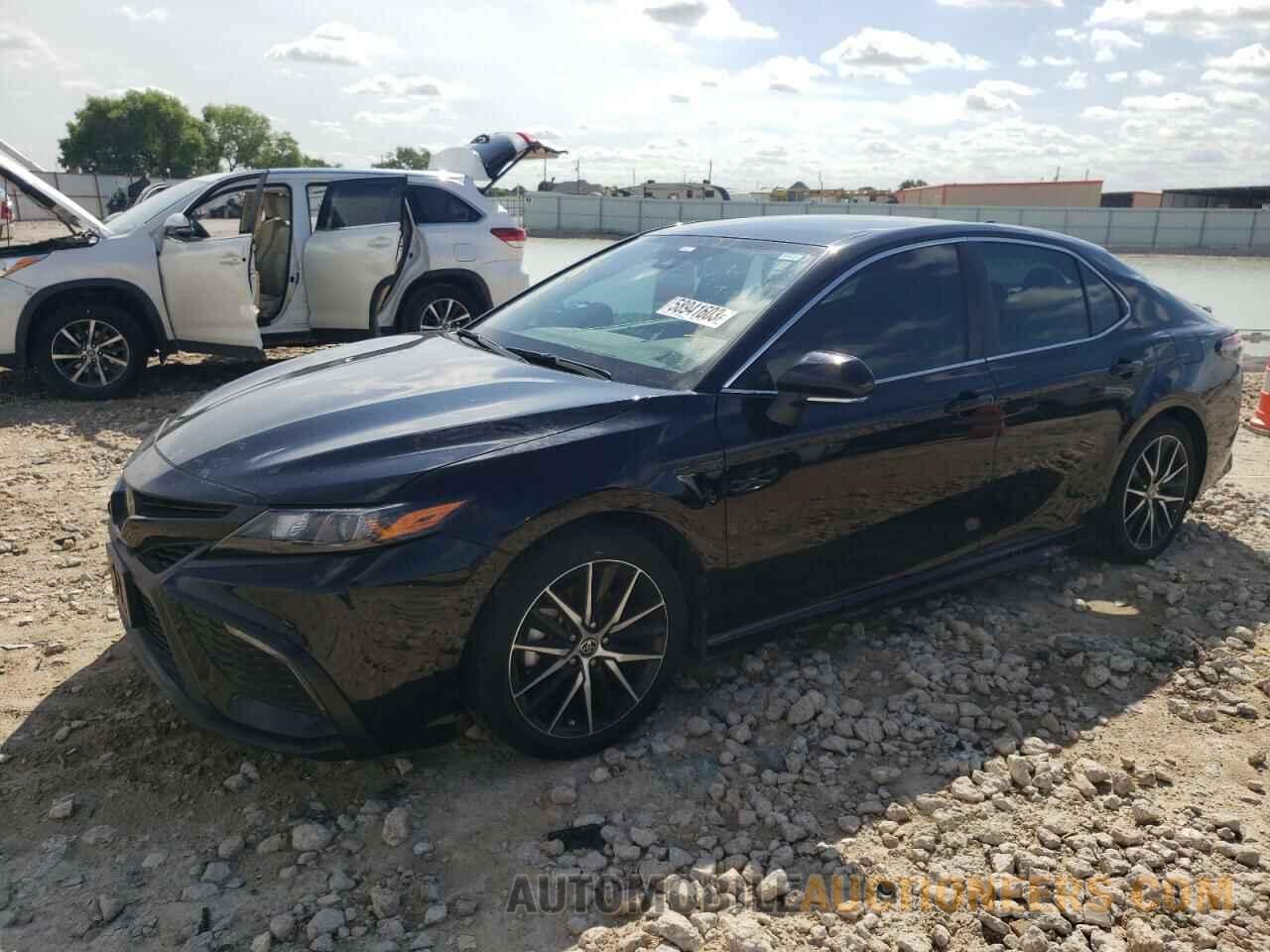 4T1G11AK9NU711693 TOYOTA CAMRY 2022