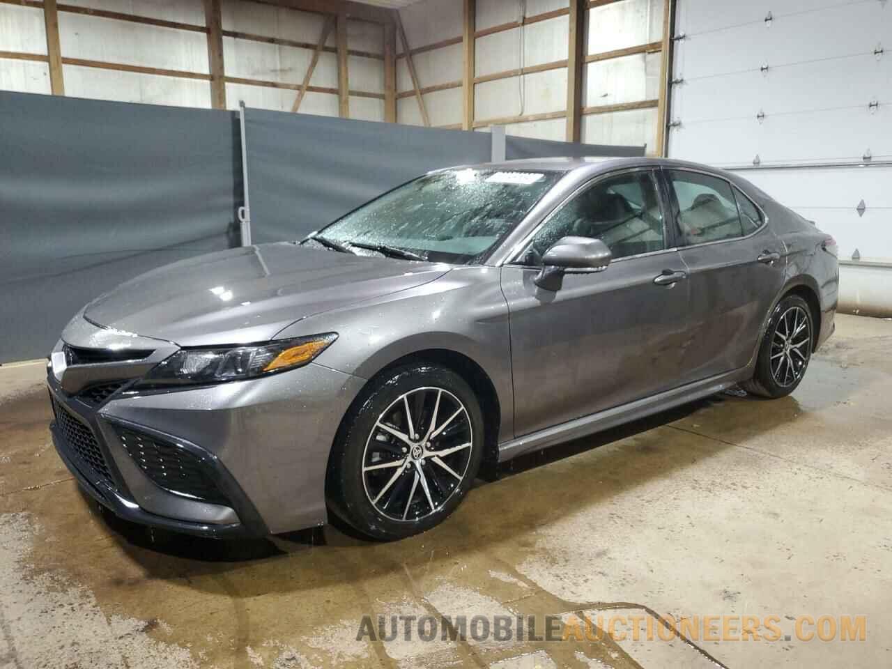 4T1G11AK9NU712245 TOYOTA CAMRY 2022