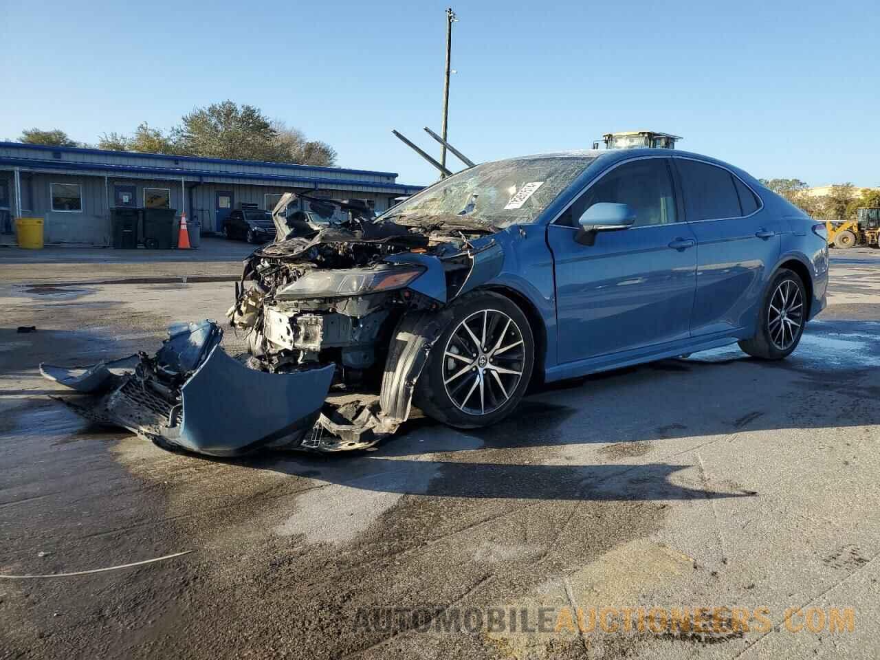 4T1G11AK9PU097389 TOYOTA CAMRY 2023