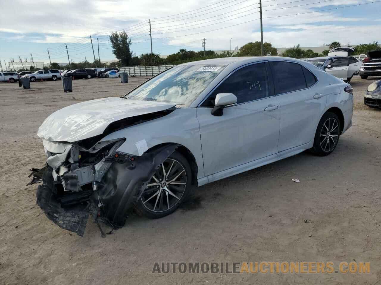 4T1G11AK9PU115096 TOYOTA CAMRY 2023