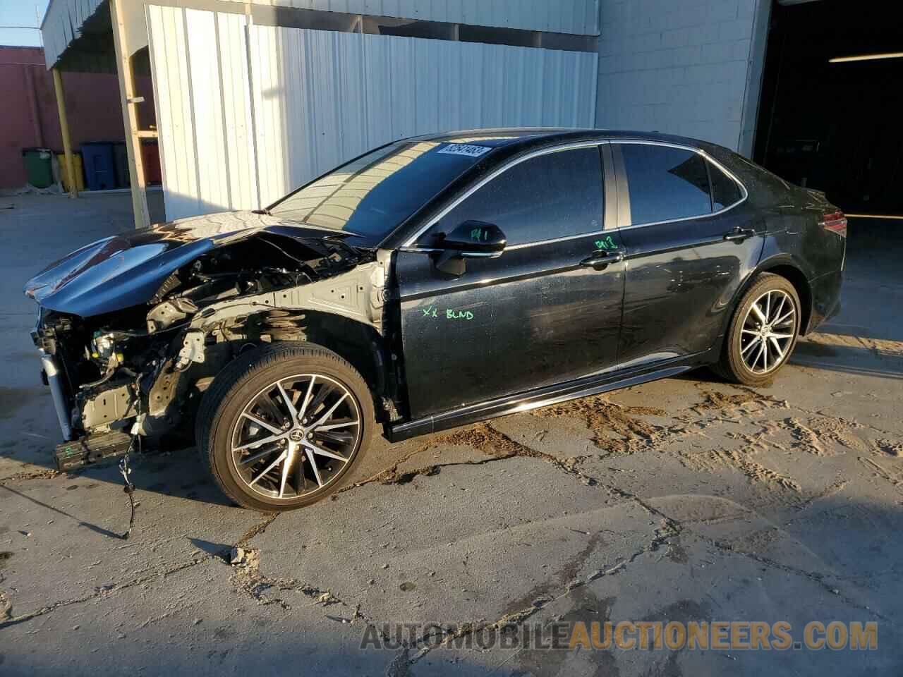 4T1G11AK9PU158918 TOYOTA CAMRY 2023