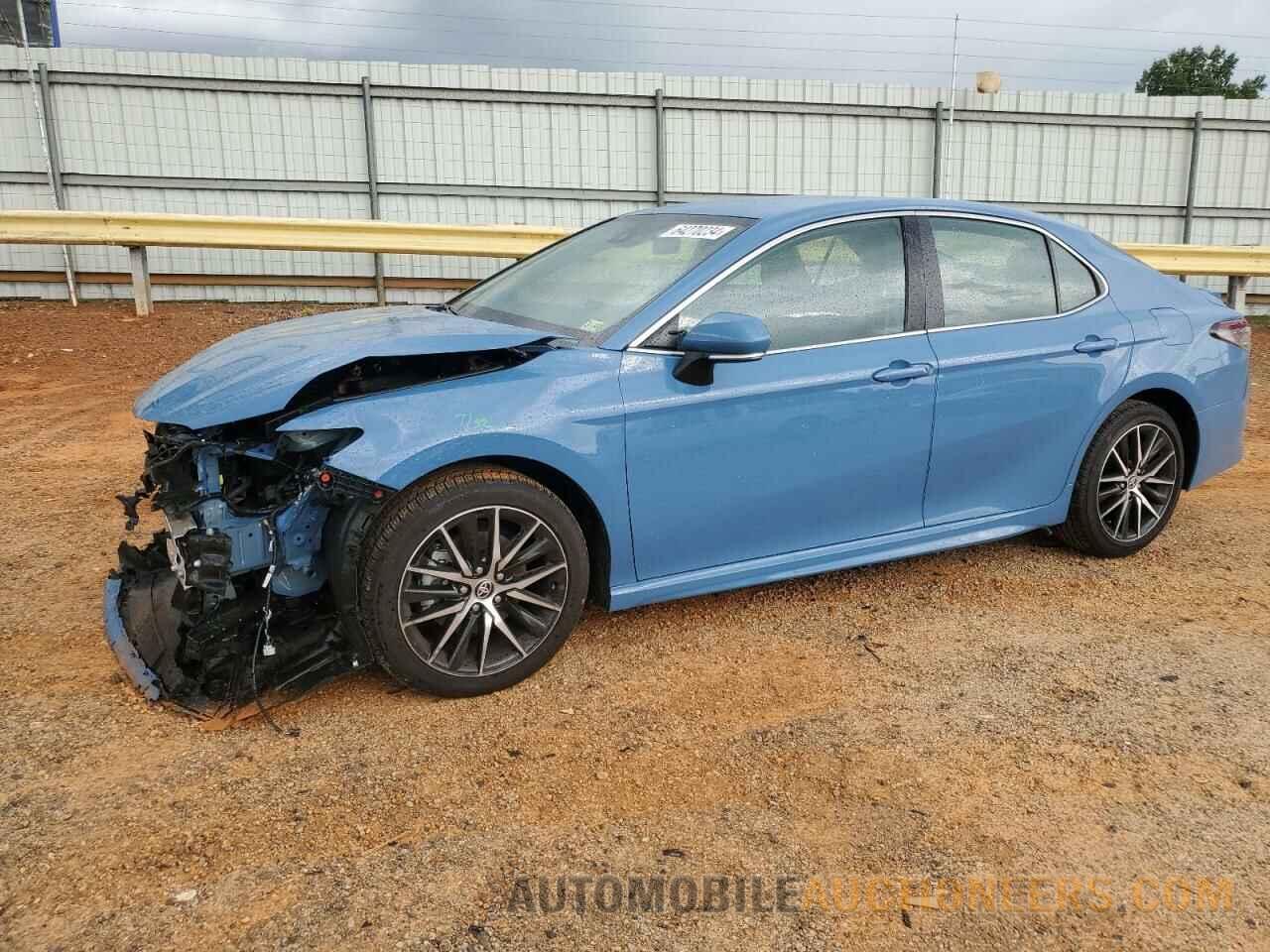 4T1G11AK9PU185682 TOYOTA CAMRY 2023