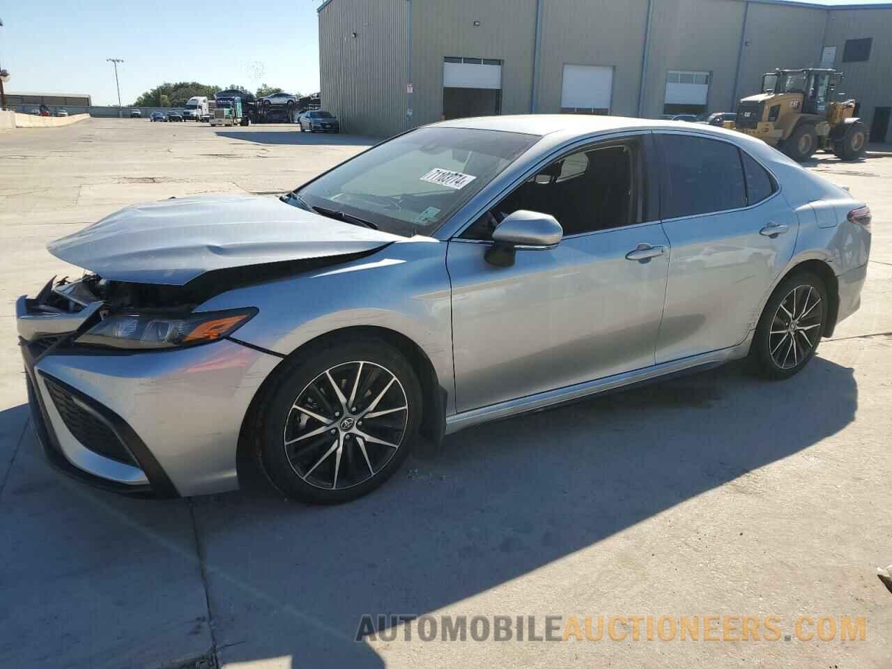 4T1G11AK9RU858750 TOYOTA CAMRY 2024