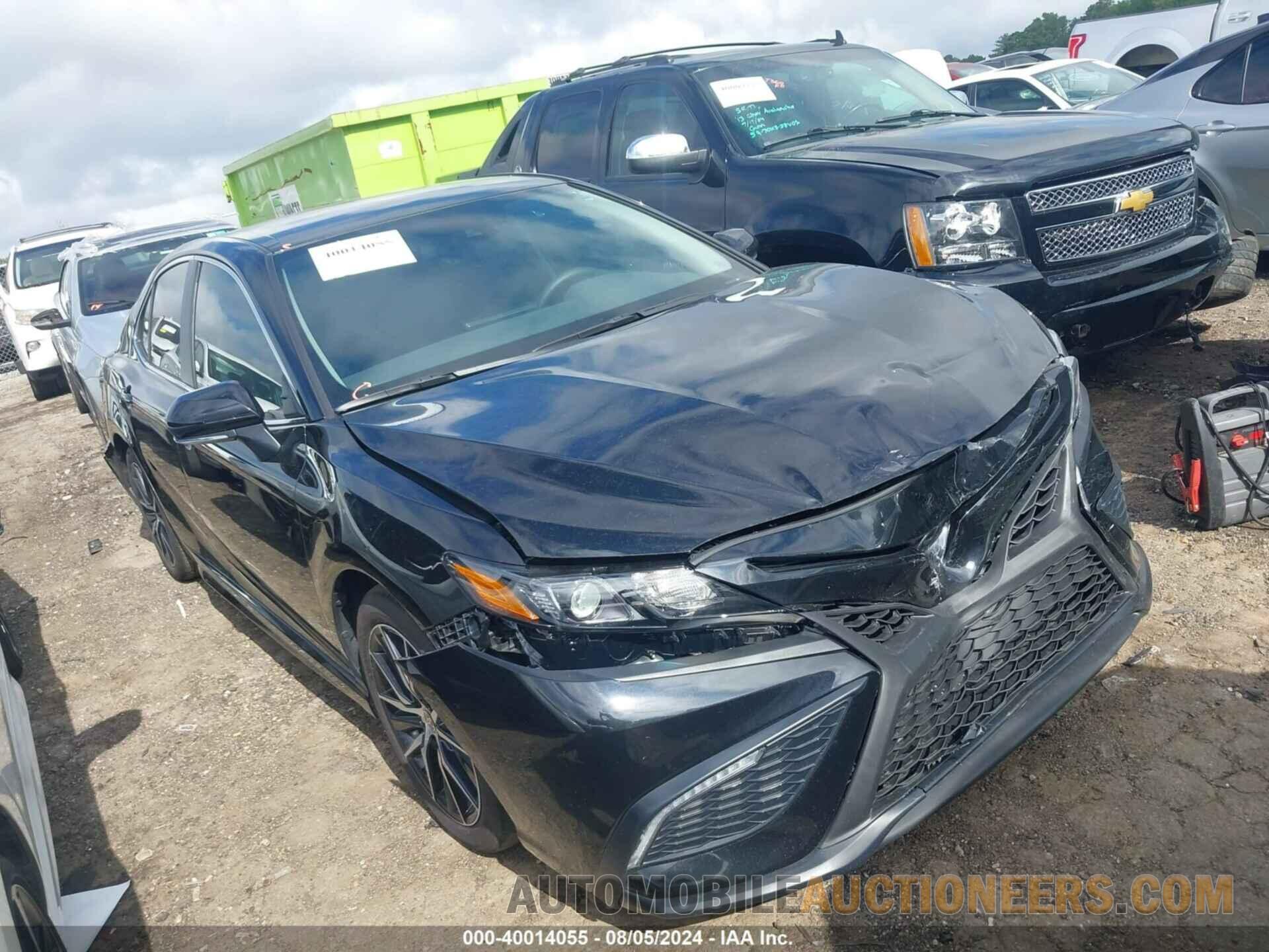 4T1G11AK9RU887987 TOYOTA CAMRY 2024