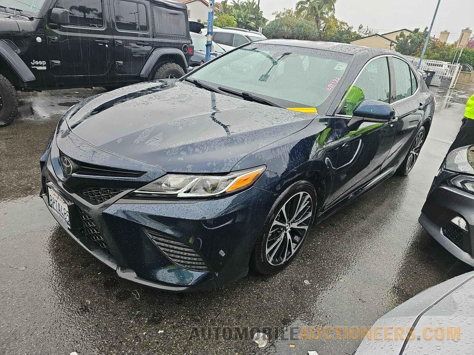 4T1G11AKXLU330349 Toyota Camry 2020