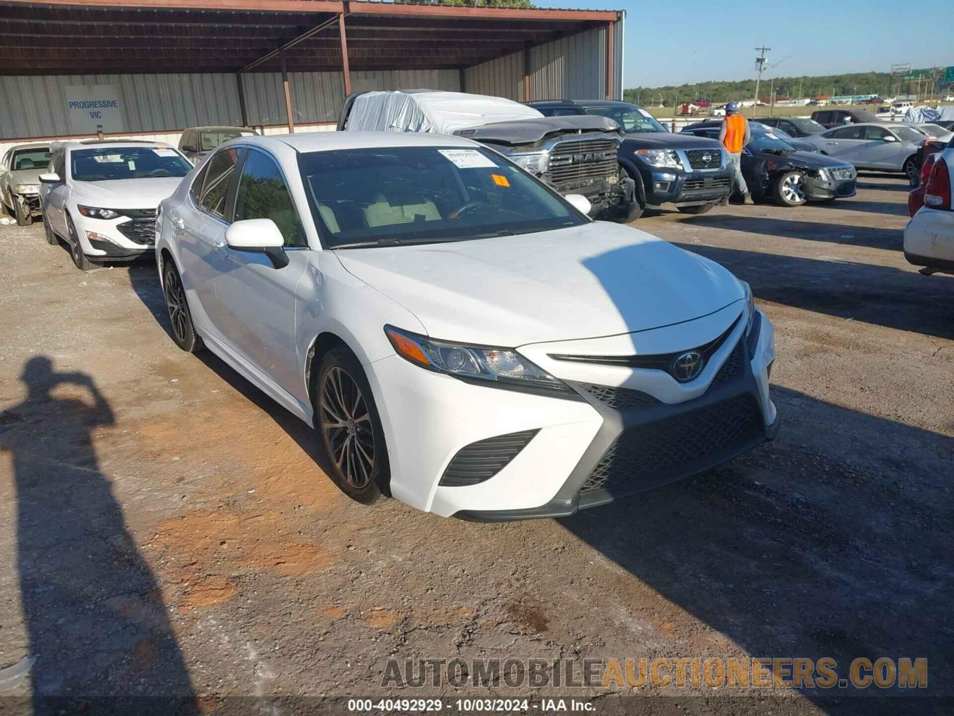 4T1G11AKXLU900575 TOYOTA CAMRY 2020